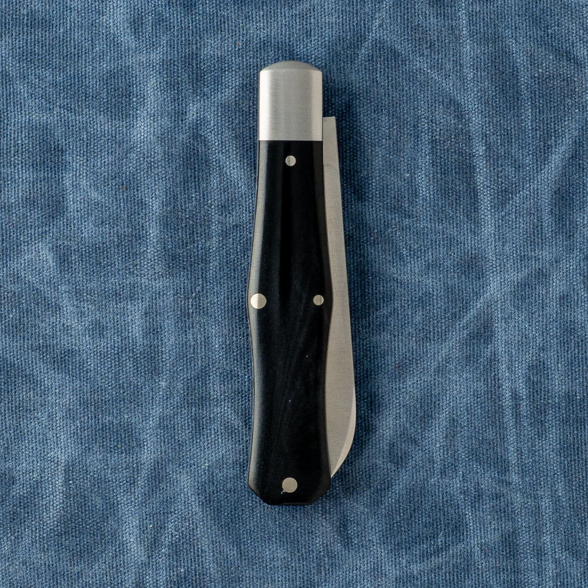 COFFIN - SMOOTH BLACK BONE