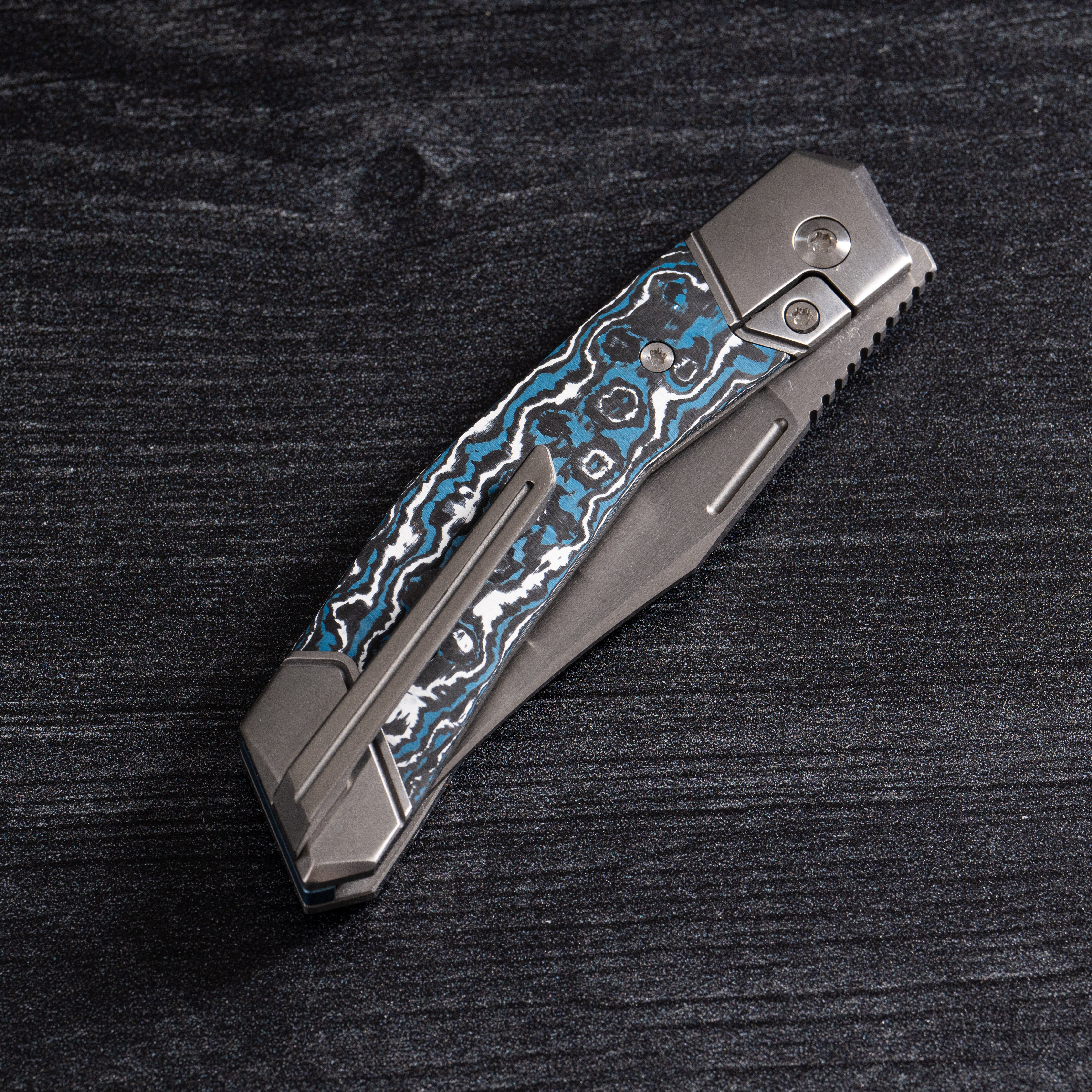 Bionic Jack - Fat Carbon Frost Hand Satin