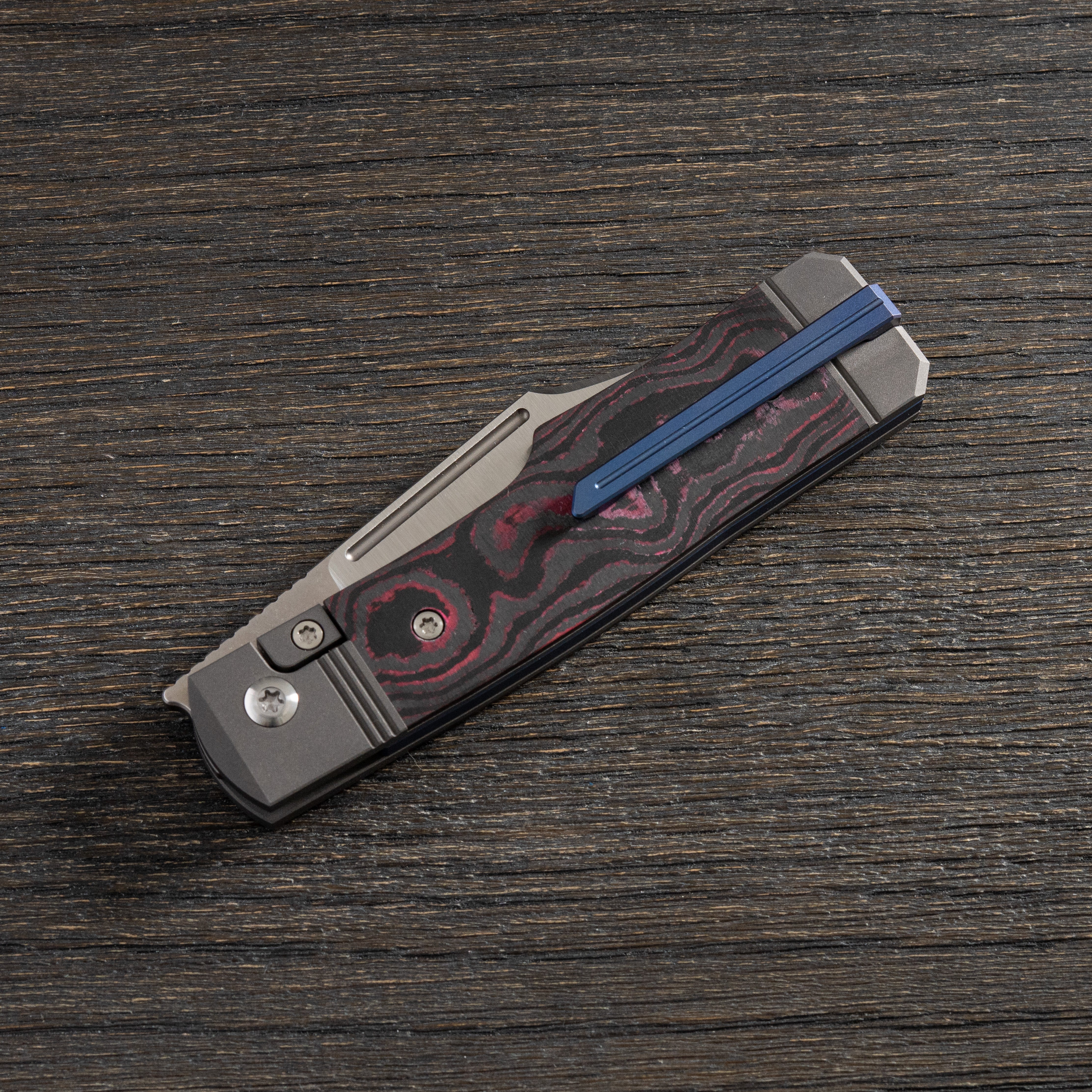 Gunslinger Jack - CamoCarbon Bazooka Pink