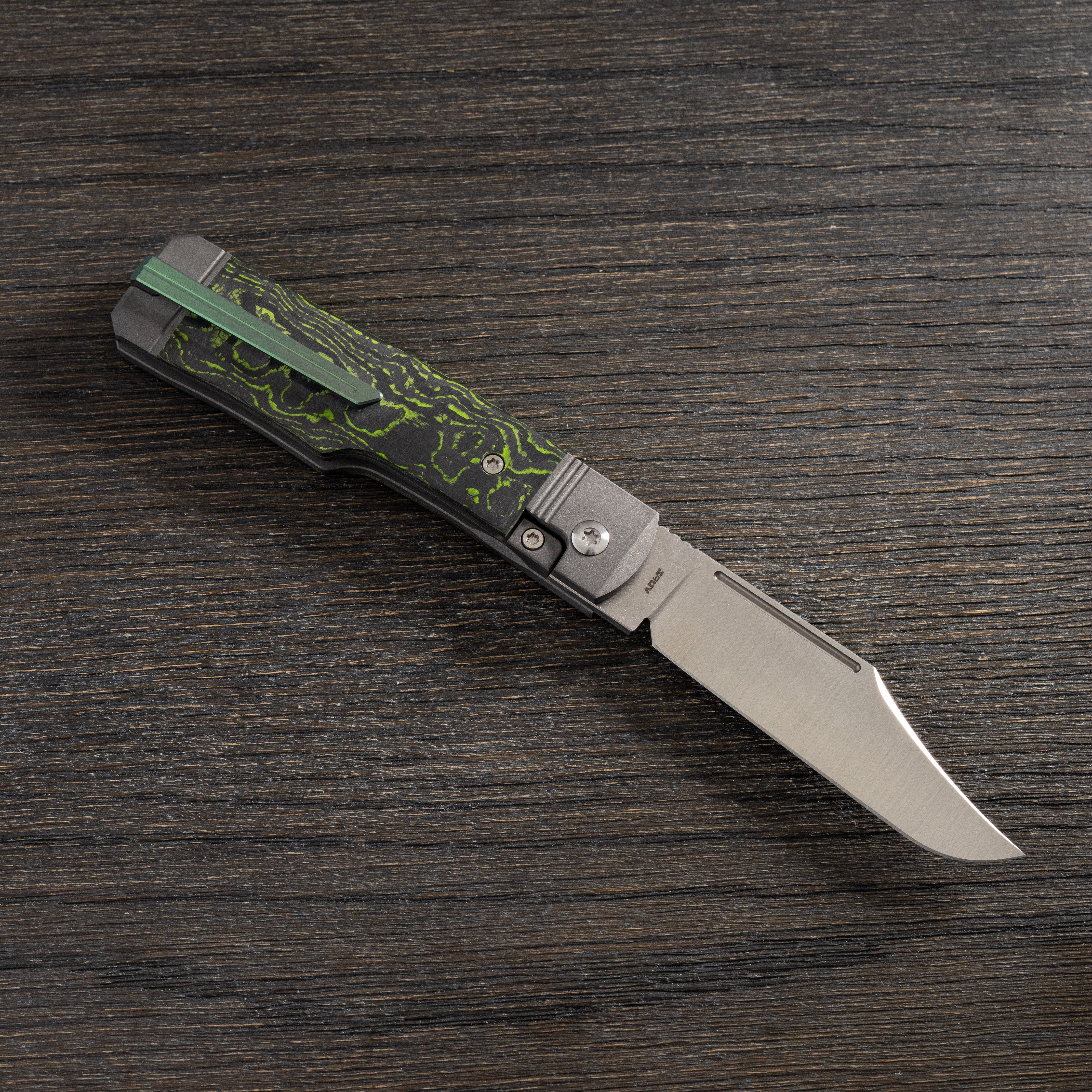 Gunslinger Jack - CamoCarbon Toxic Green