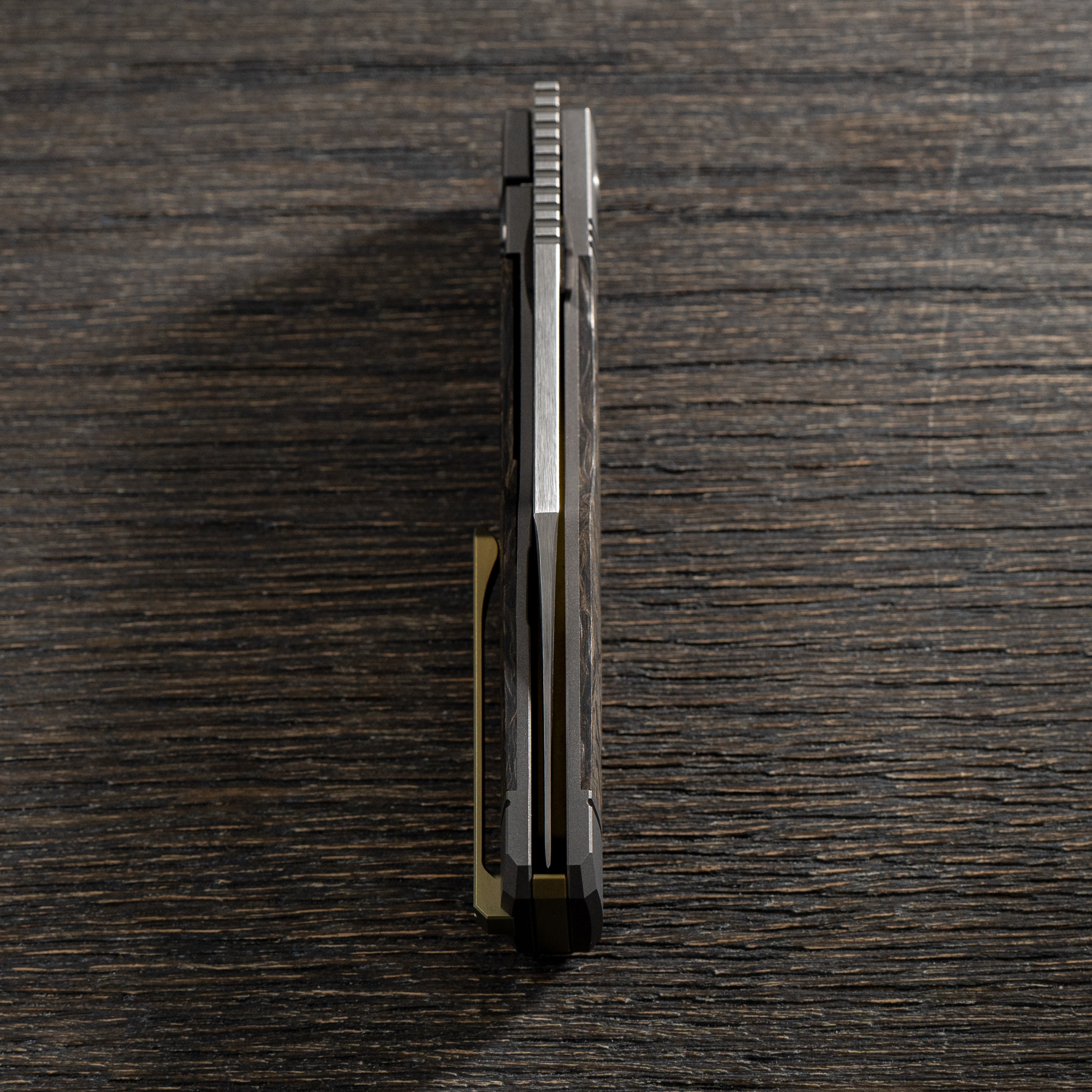 Gunslinger Jack - Fat Carbon Dark Matter Gold Hand Satin