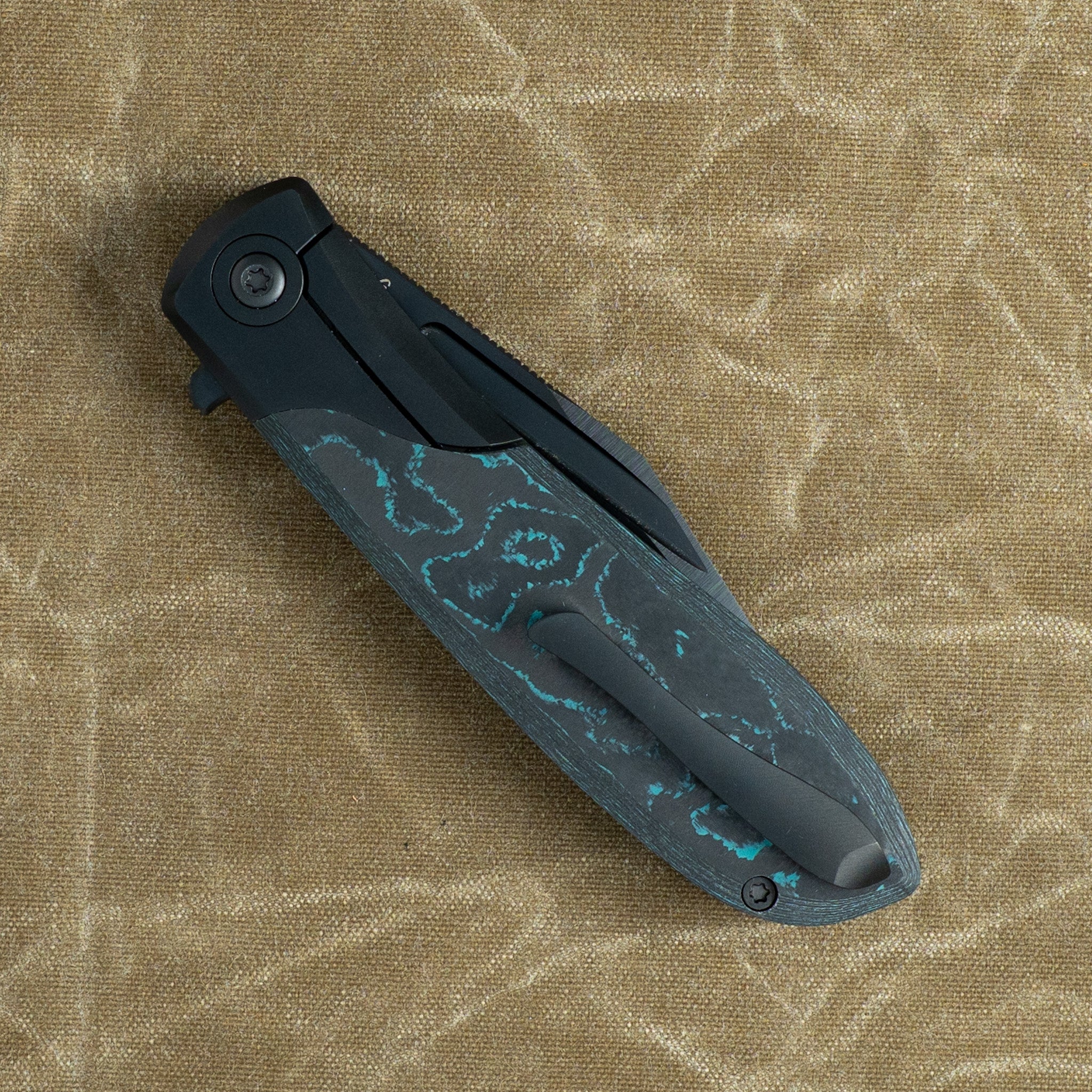 SCUFFLE - CAMOCARBON BRITTANY BLUE BELT SATIN DLC