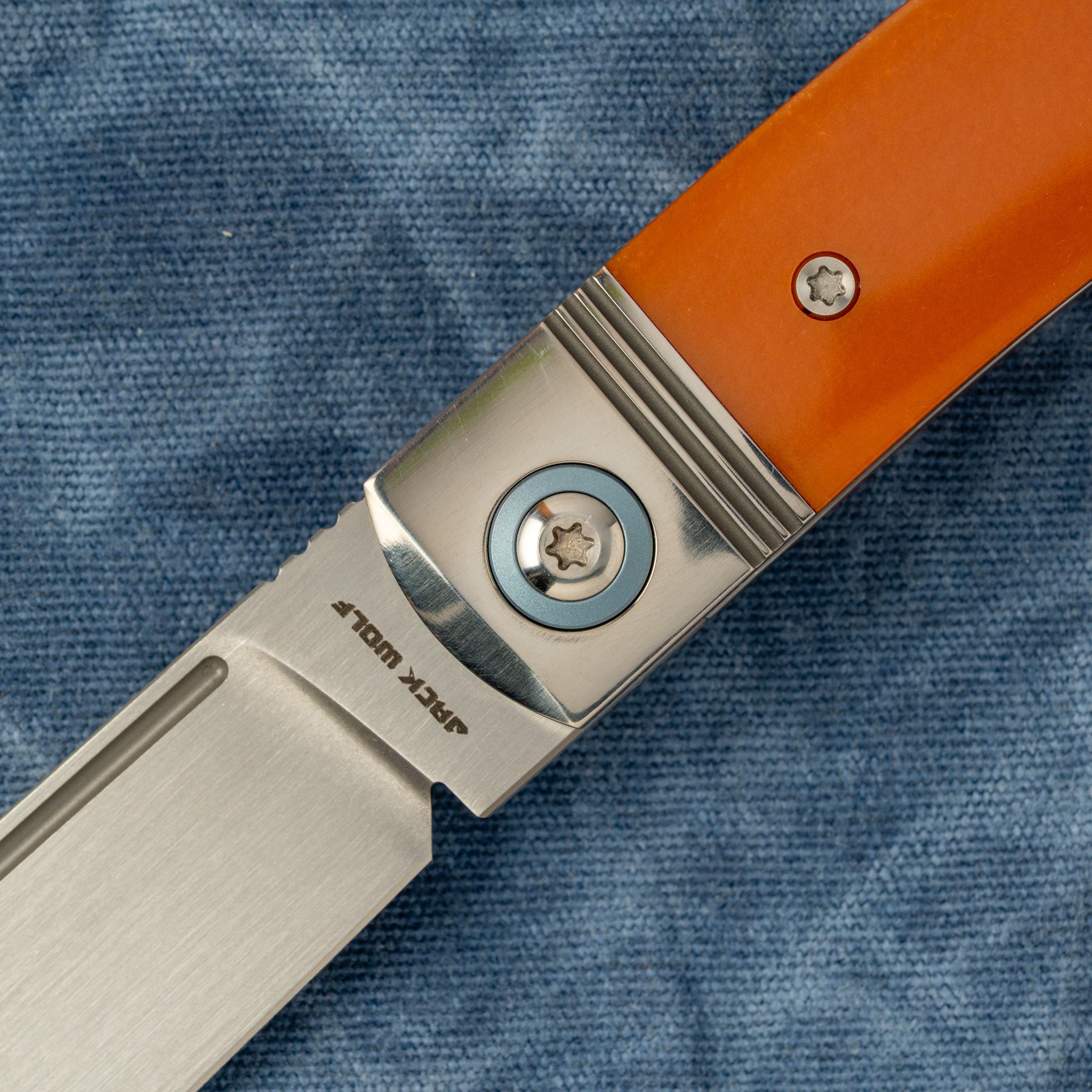 GUNSLINGER JACK - BUTTERSCOTCH PAPER MICARTA