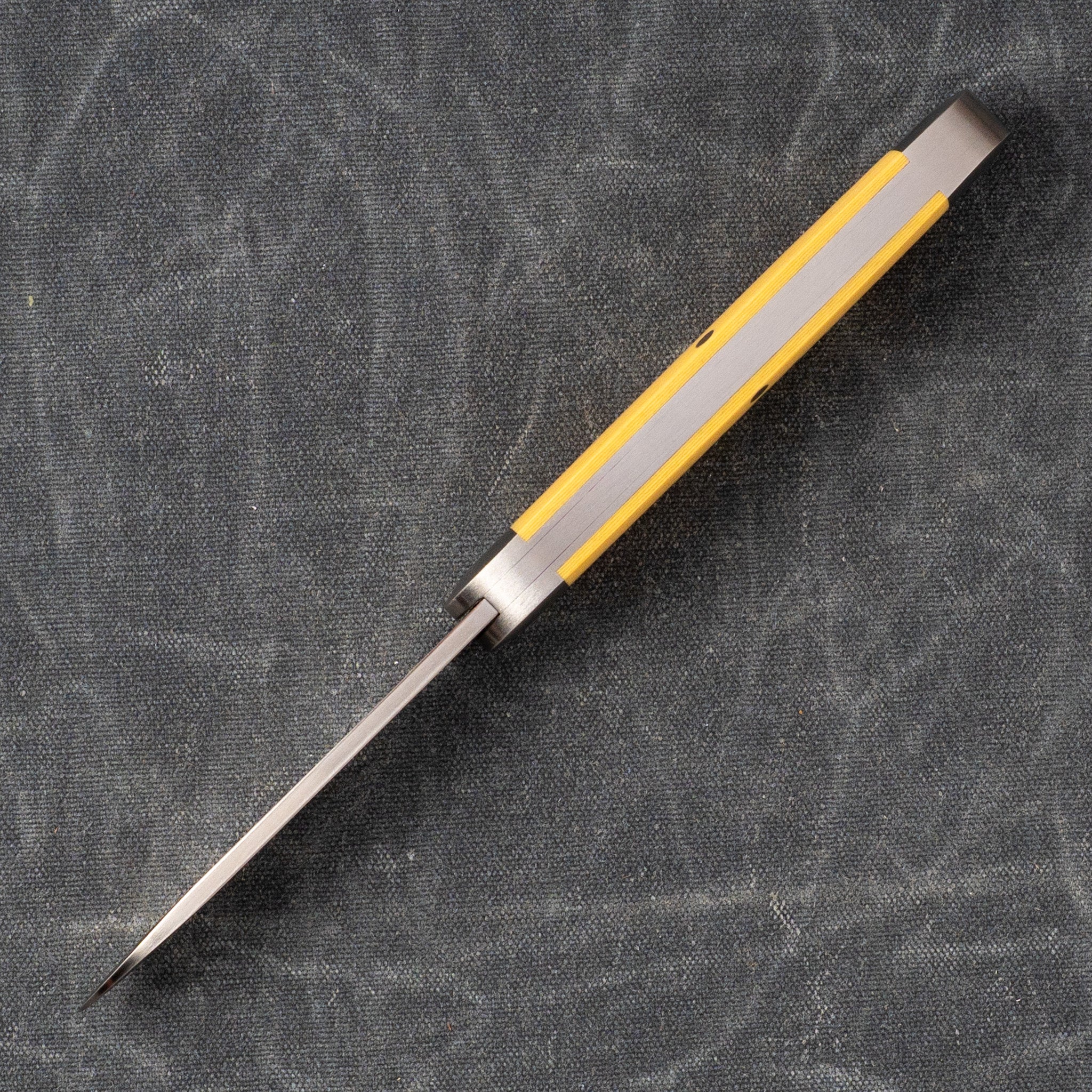 EQUAL END - ANTIQUE IVORY PAPER MICARTA