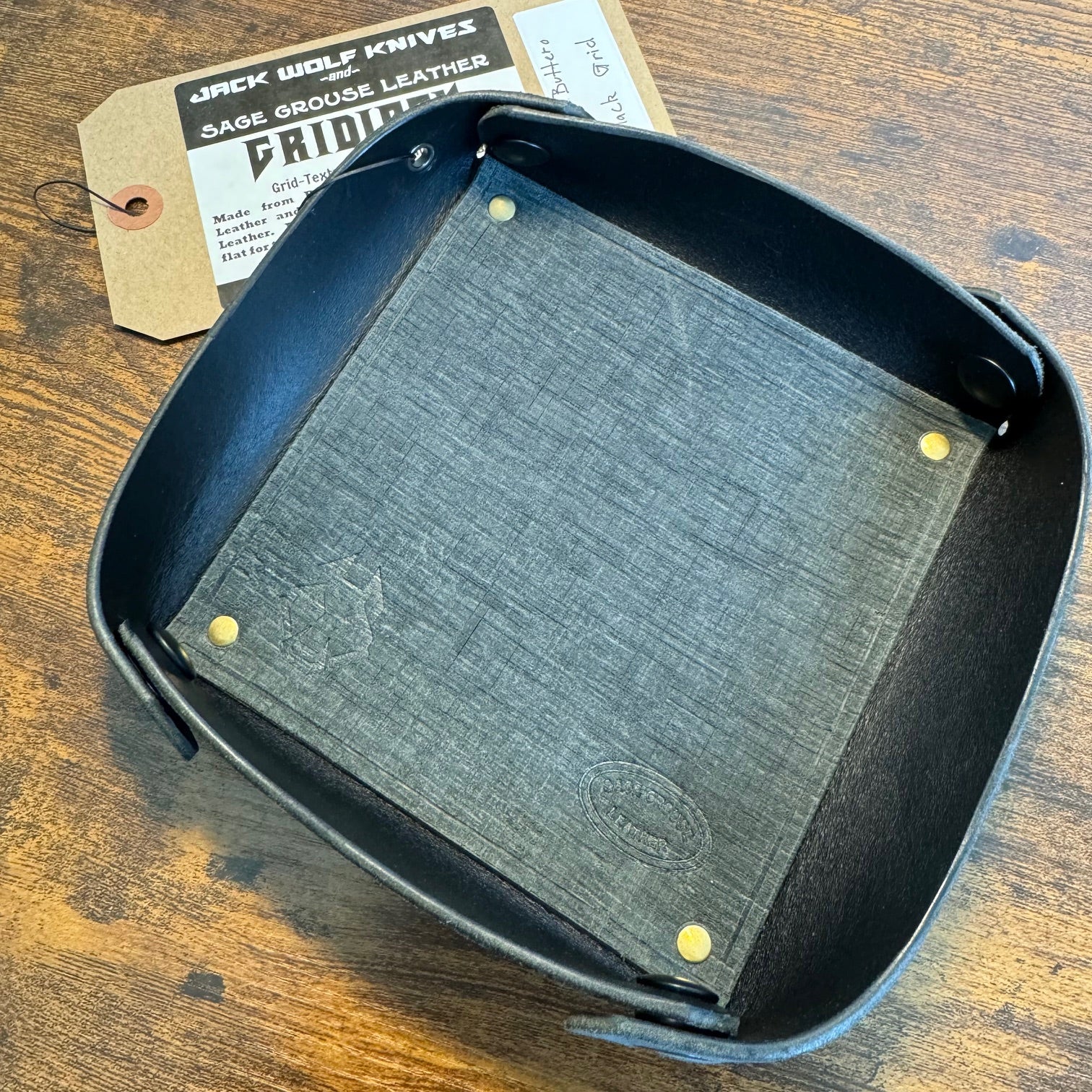 Sage Grouse Folding Gridiron Tray – Black Buttero and Black Grid Leather