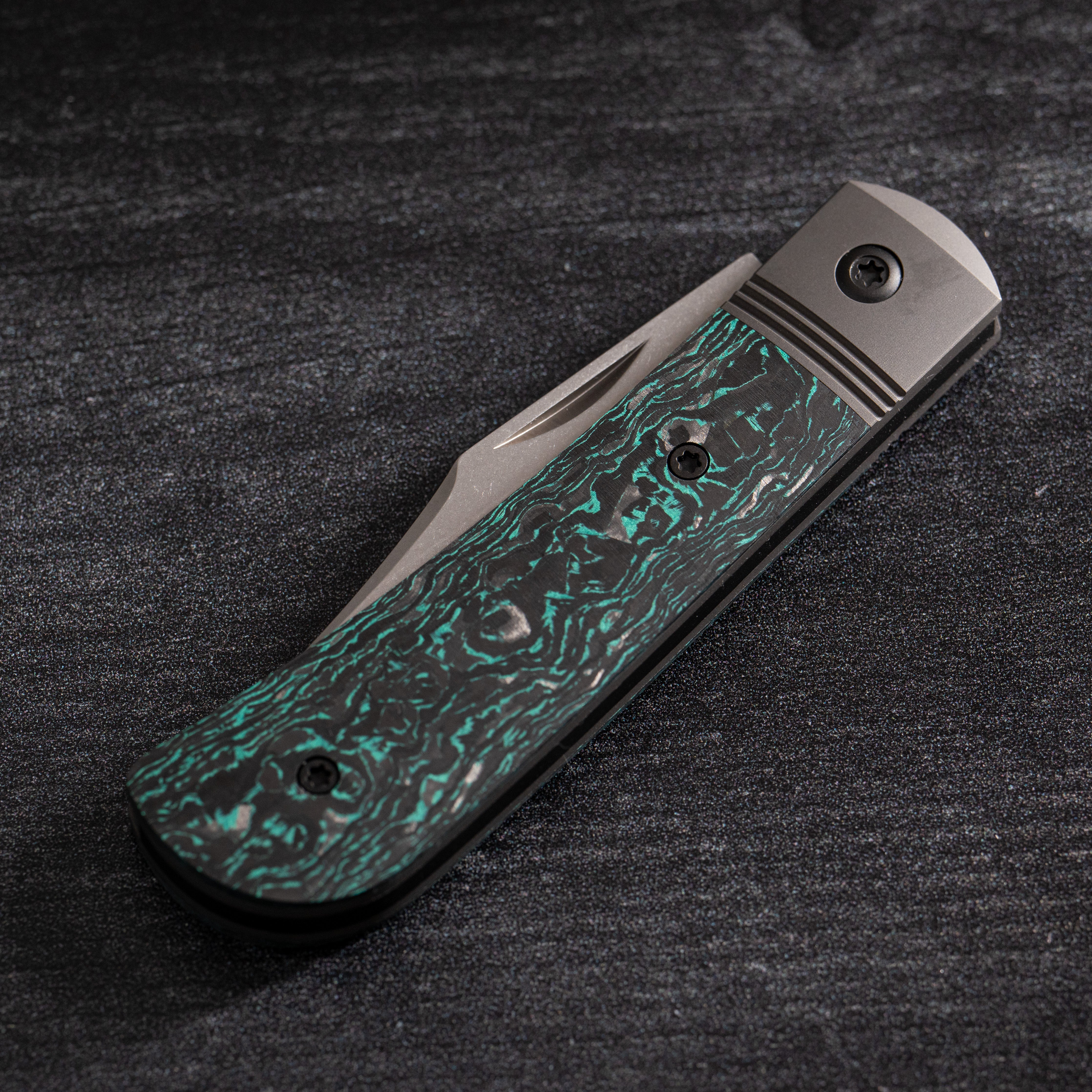 Benny's Clip - TechnoCarbo Teal Stonewash