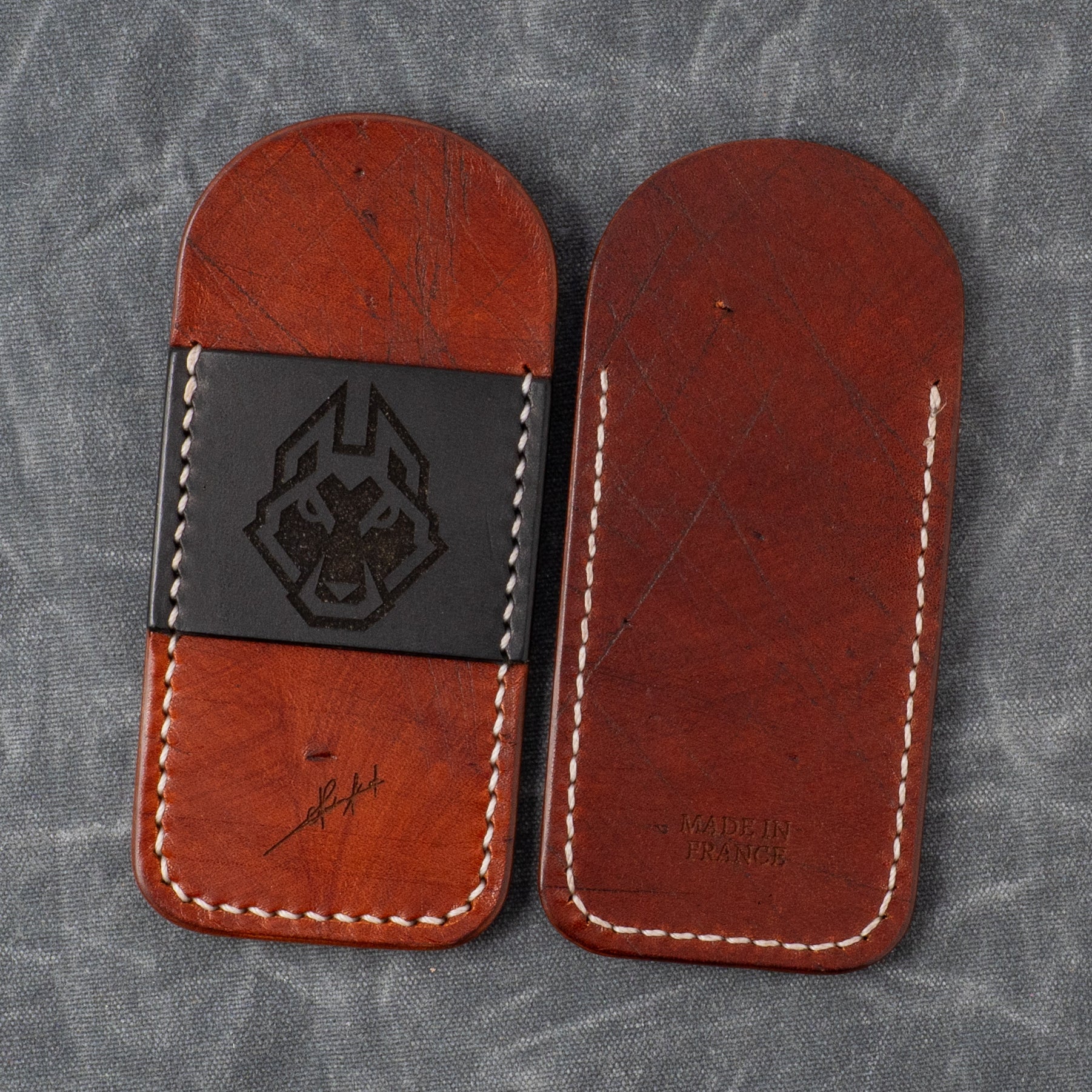 Nature & Acier Slip - Distressed Brown Leather Black Strap White Thread